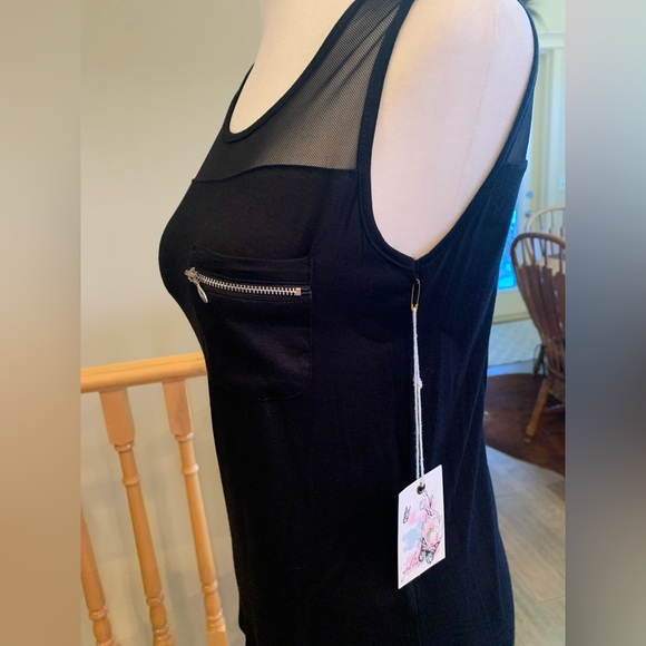 NWT✨Glitz brand mesh top - Picture 3 of 7